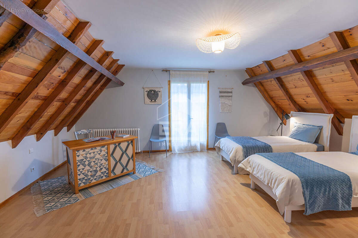 Maison à PIERREFITTE-NESTALAS