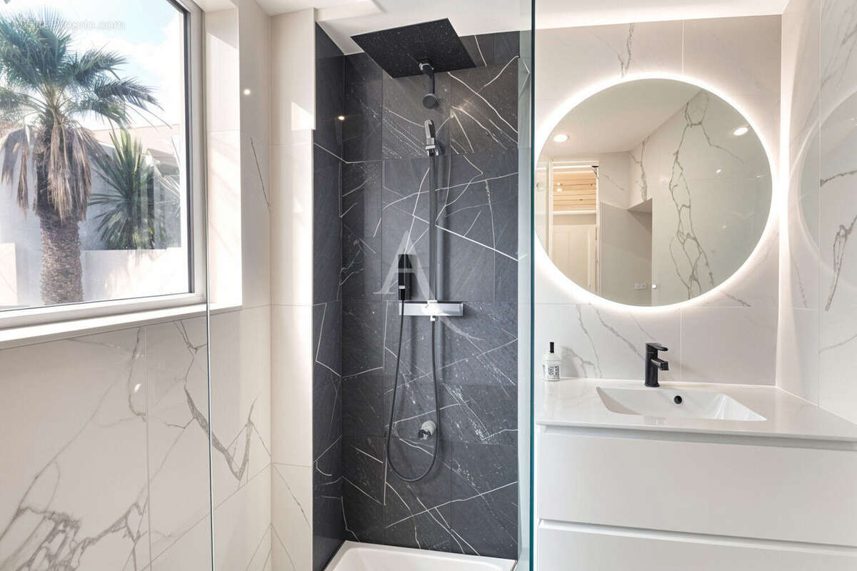 Appartement à MARSEILLE-12E