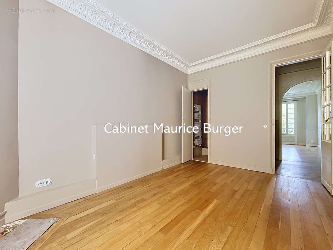 Appartement de caractère   104,55 m2   Immeuble de standing - photo 12
