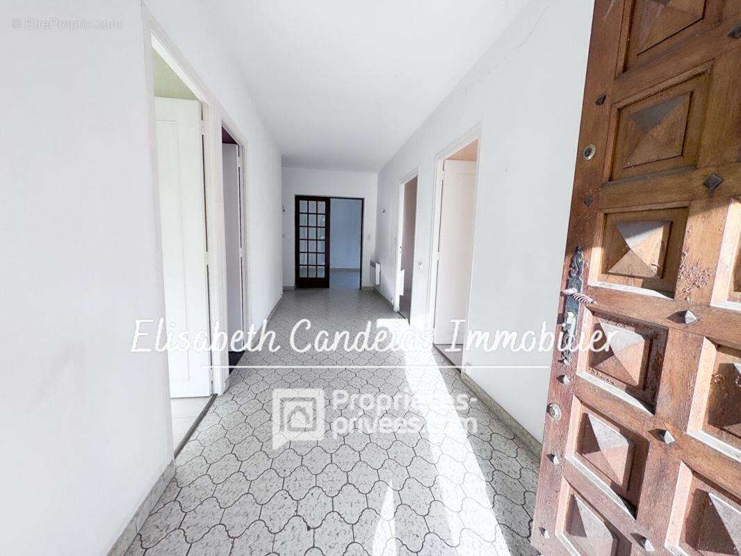 Grande maison familiale 5 chambres - Vue Pyrénées - Beau potentiel - photo 4