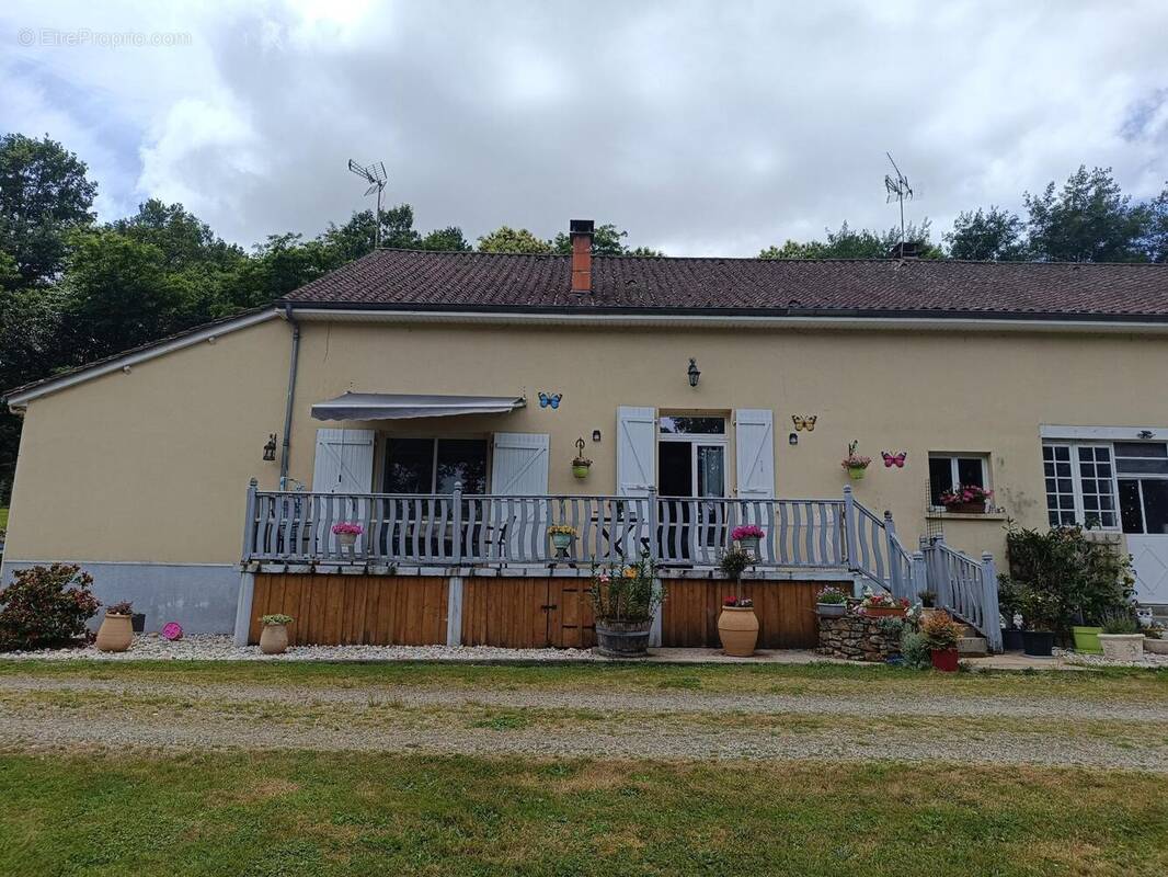 Photo 1 - Maison à MAISONNAIS-SUR-TARDOIRE