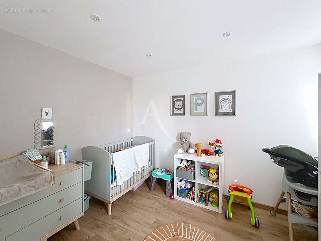 Appartement Pau 3 chambres et cave - photo 4
