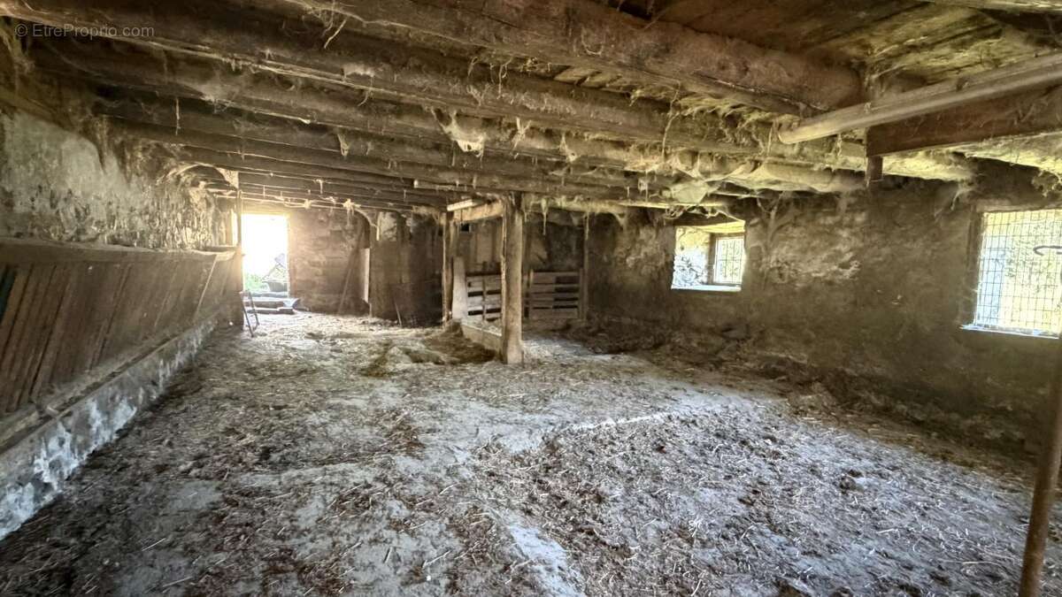 Maison à CAMPAN