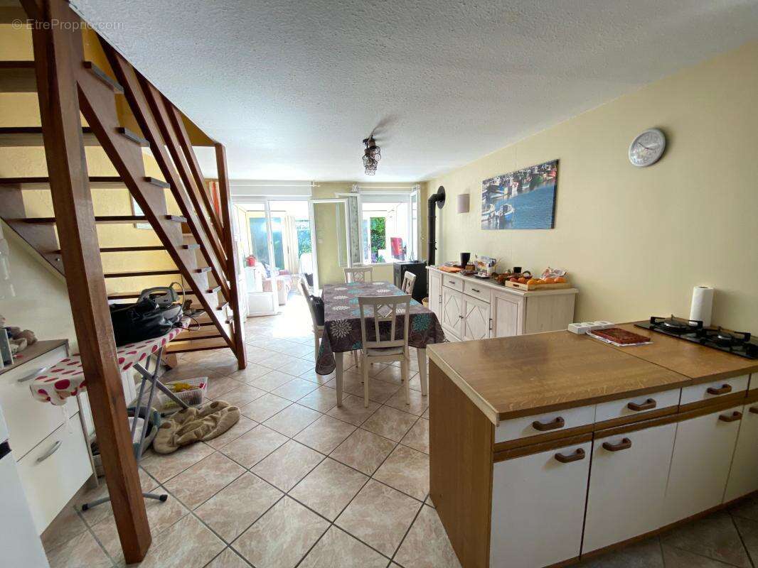 Maison à PLOUGONVELIN