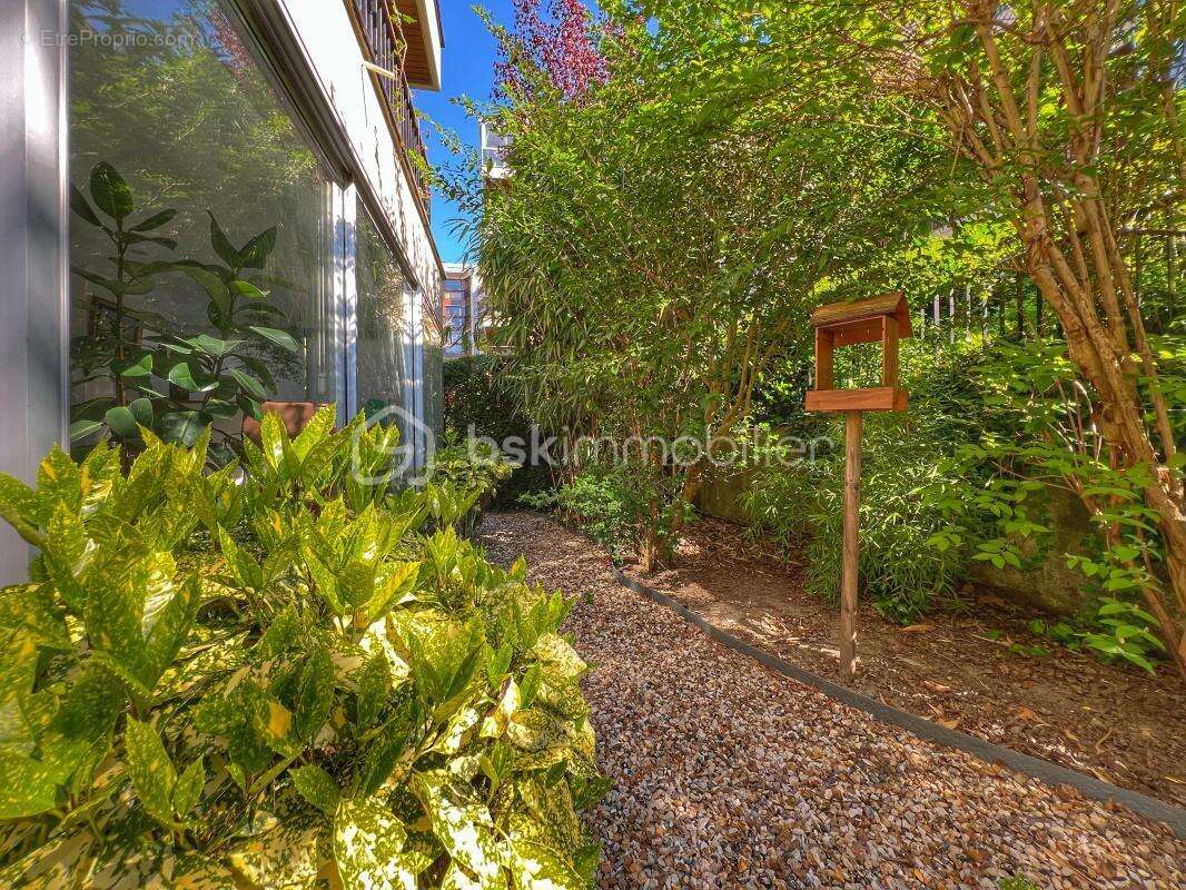 Appartement 5 pièces avec jardin privatif et piscine – Le Chesnay-Rocquencourt - photo 12