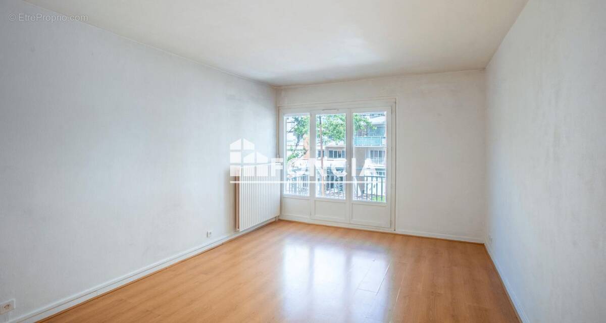 Appartement à MAUREPAS