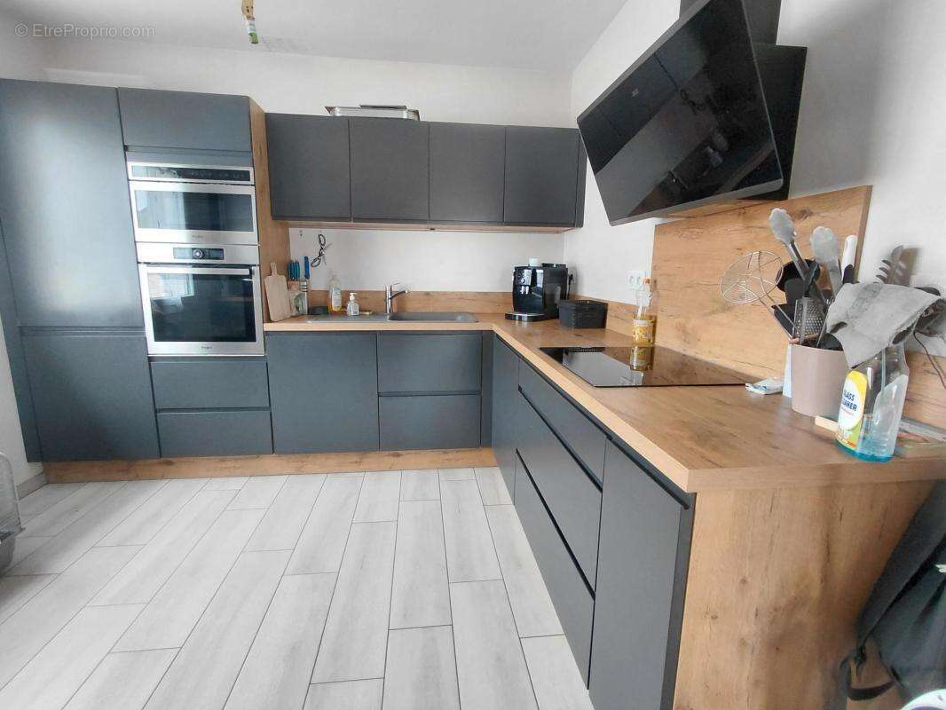 Maison potentiel de 6 chambres sur sous-sol avec jardin - photo 2