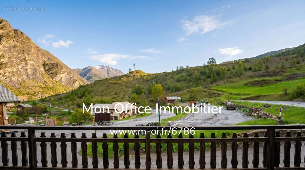 Appartement à CREVOUX