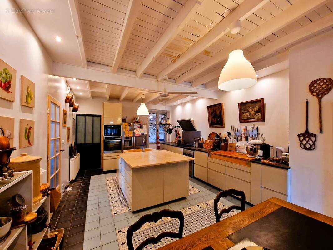 Maison à CASTILLON-LA-BATAILLE