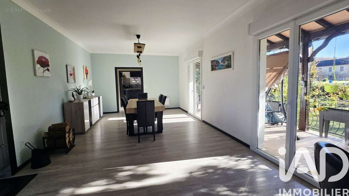 Photo 8 - Maison à PUY-L'EVEQUE