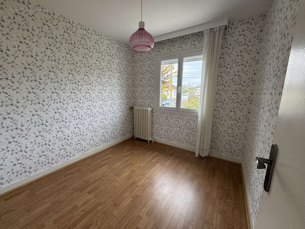 Maison à FLEURY-LES-AUBRAIS