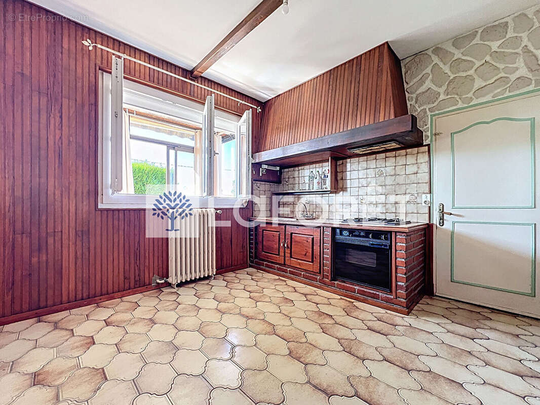 Maison à CHATILLON-SUR-THOUET