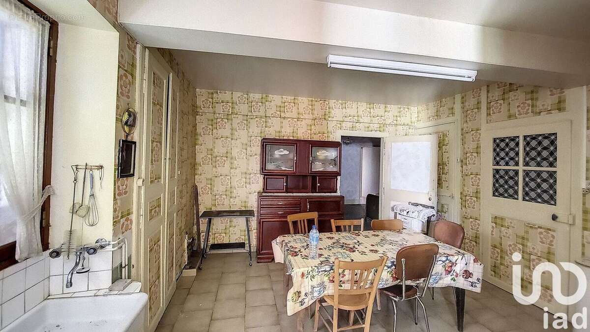 Maison 110 m² à Channes  - photo 4