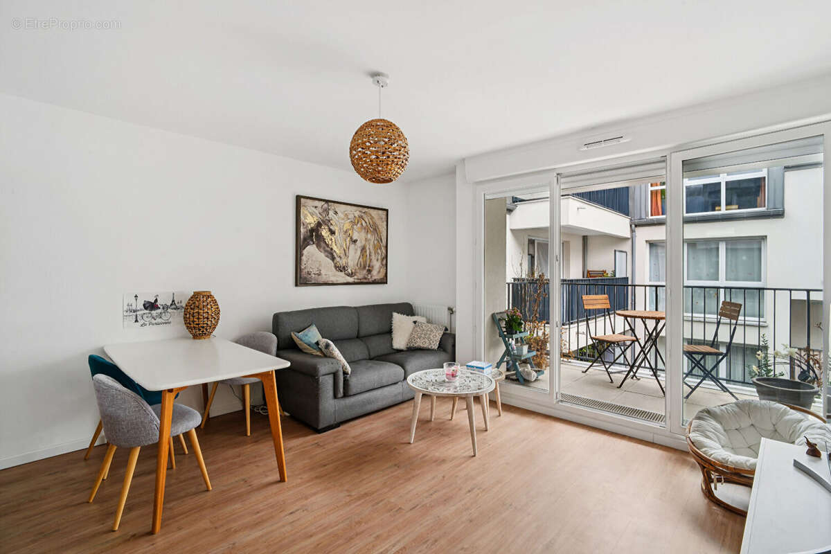 Appartement à ROMAINVILLE