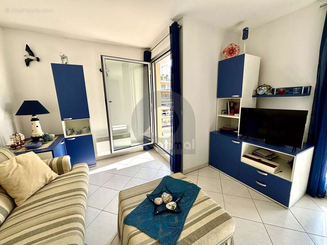 Appartement à ROQUEBRUNE-CAP-MARTIN