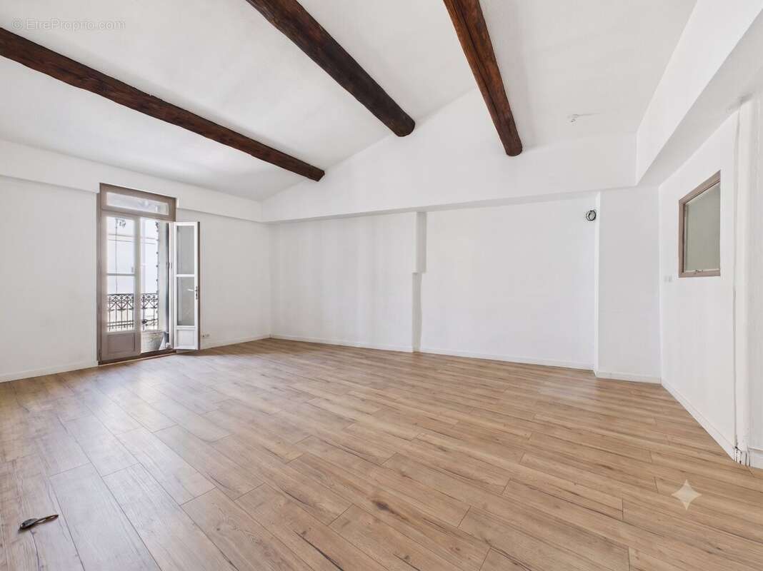 Magnifique T4 traversant de 123 m² avec mezzanine et potentiel terrasse - photo 2