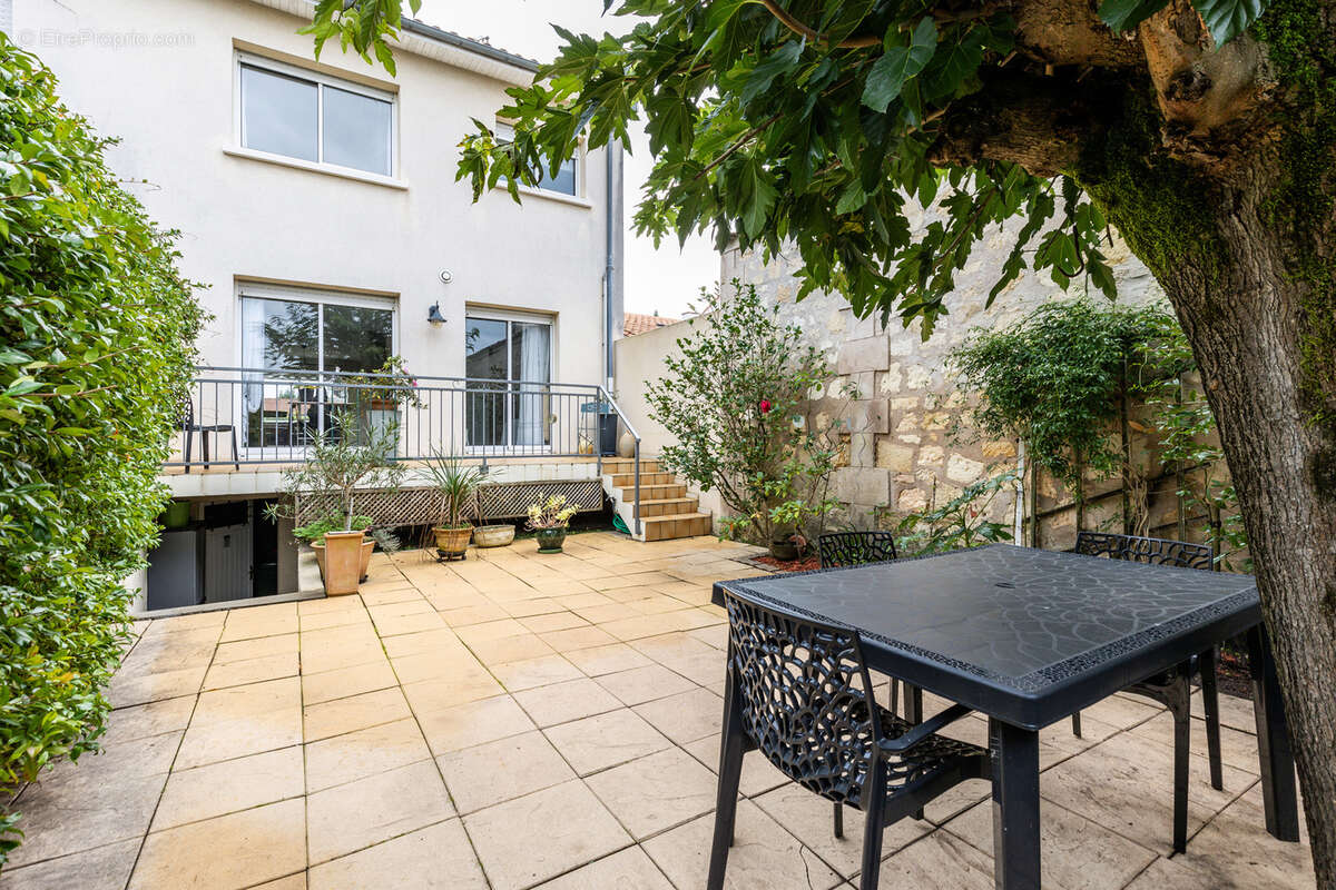 Maison à LE BOUSCAT