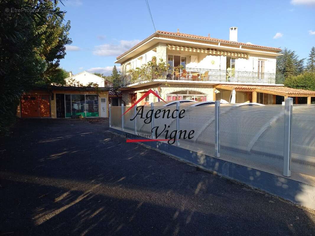 Maison à SAINT-AMBROIX