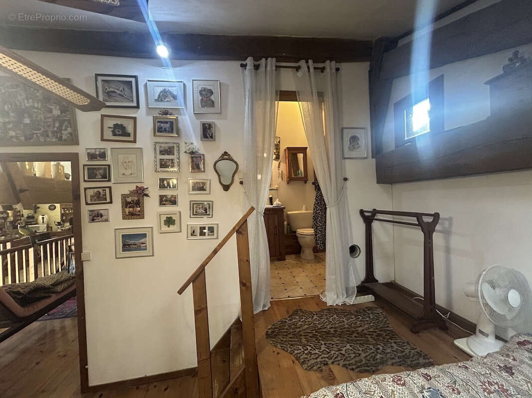 Maison à VILLEFRANCHE-DE-LONCHAT