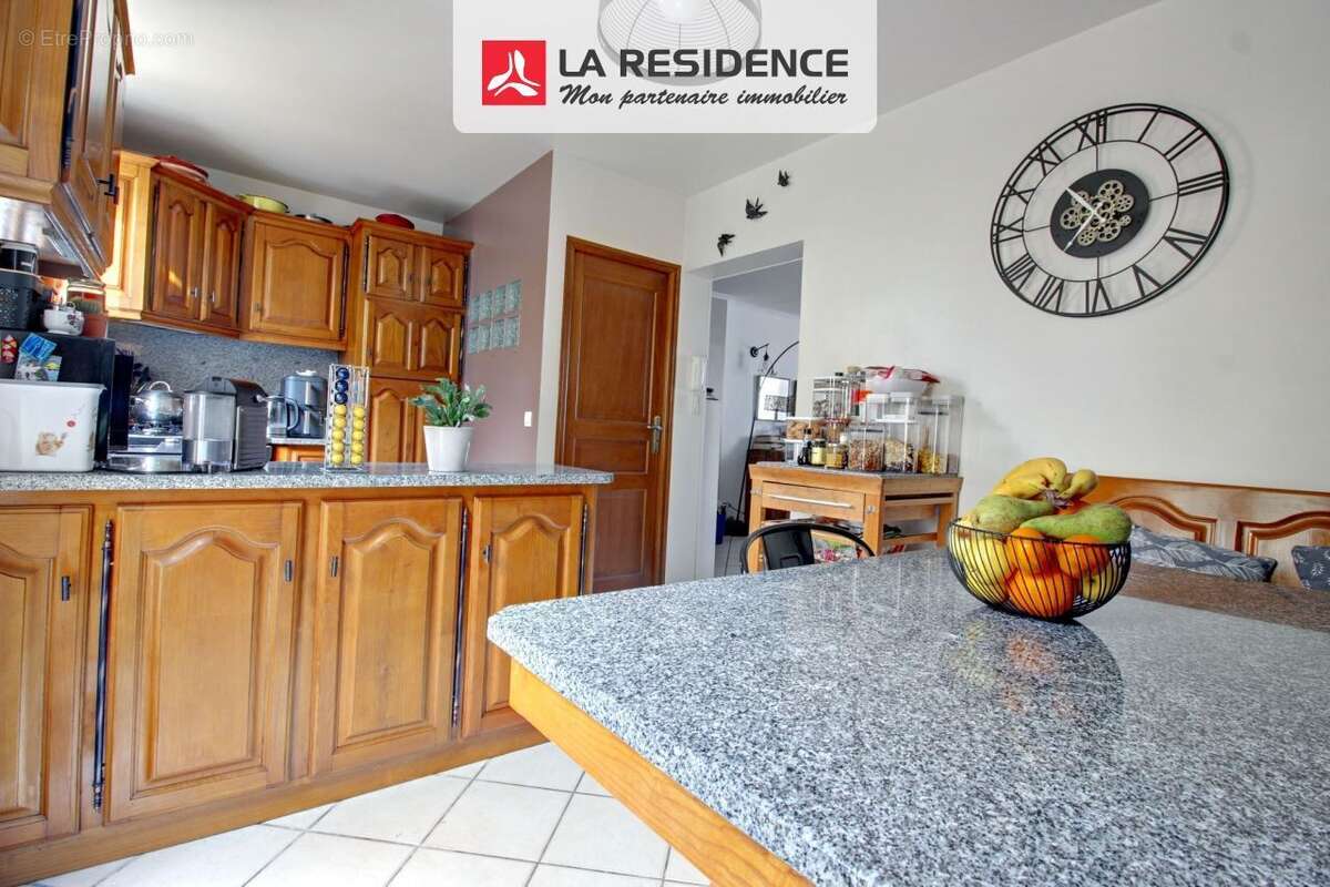 Maison à SARTROUVILLE