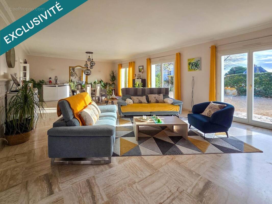 Photo 1 - Maison à LONGUE-JUMELLES