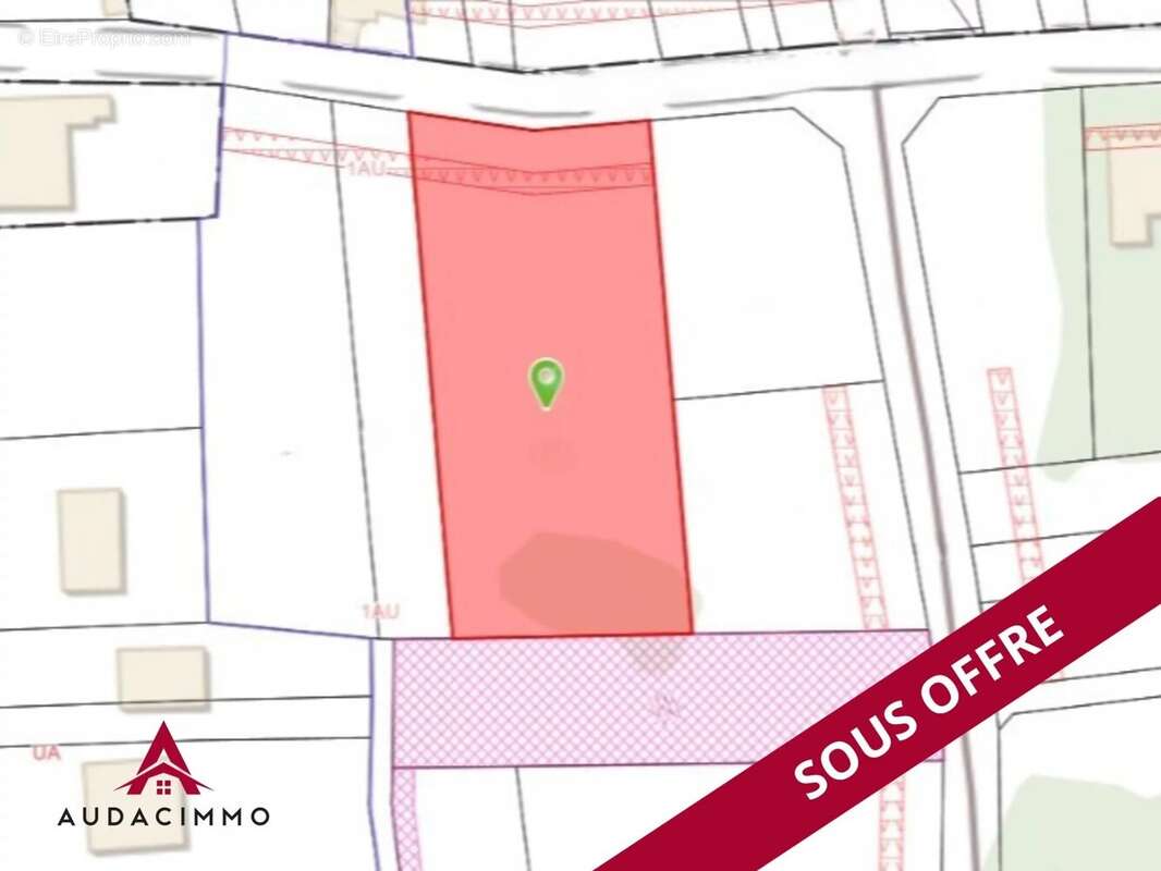 Terrain à LESMENILS