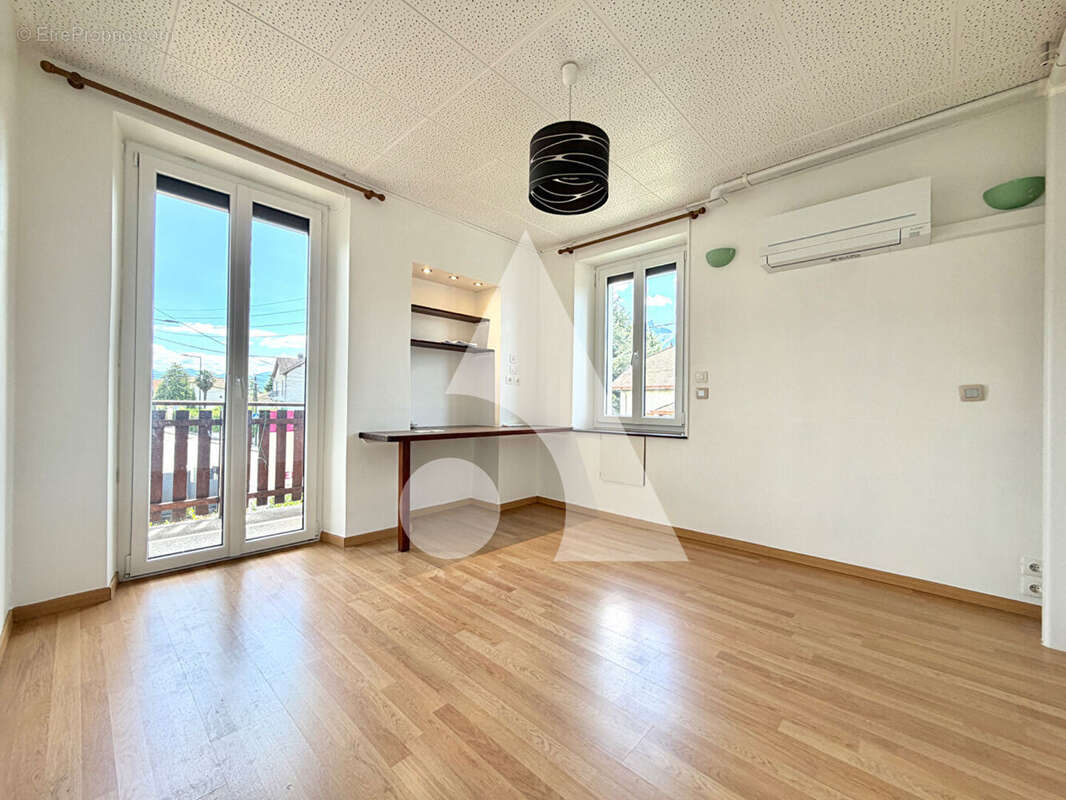 Appartement Aix Les Bains 5 pièce(s) 117.9 m2 - photo 3