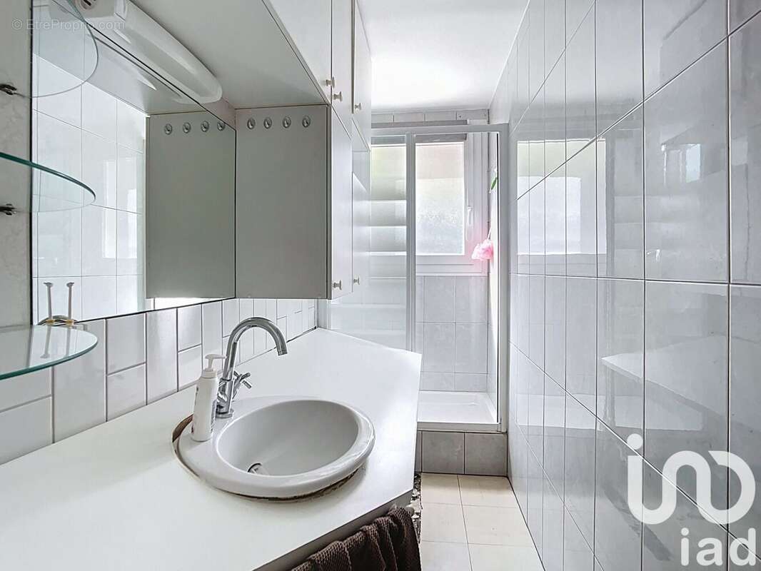 Photo 3 - Appartement à SAINT-MAUR-DES-FOSSES