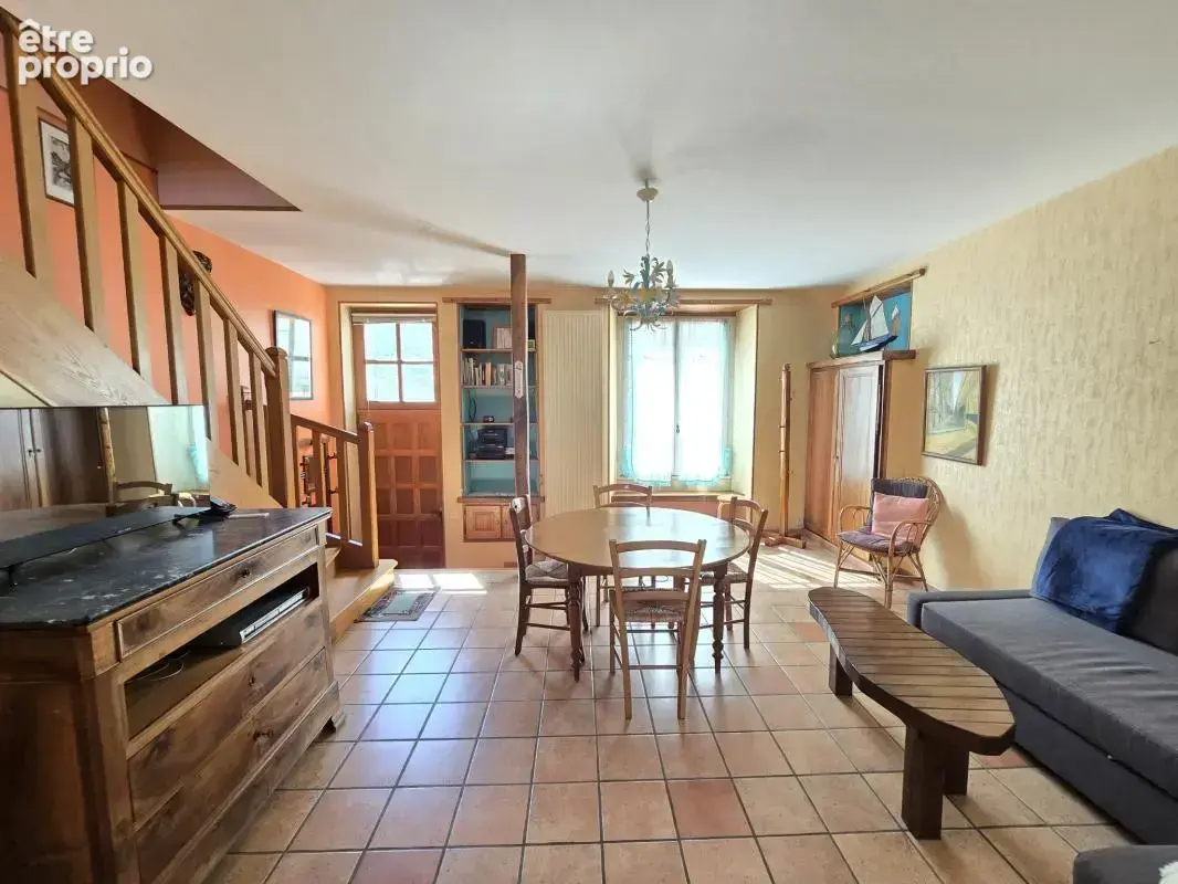 Maison à SABLE-SUR-SARTHE