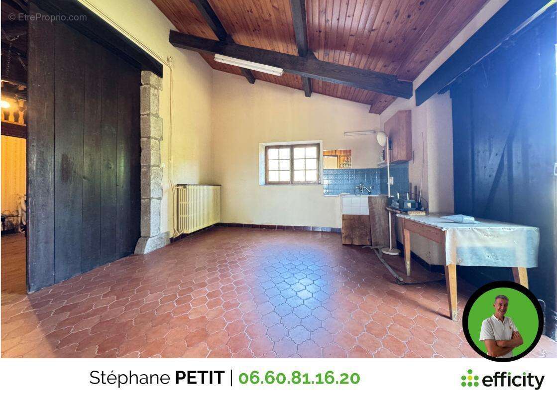 Maison 336 m² à Bellevue-La-Montagne  - photo 15