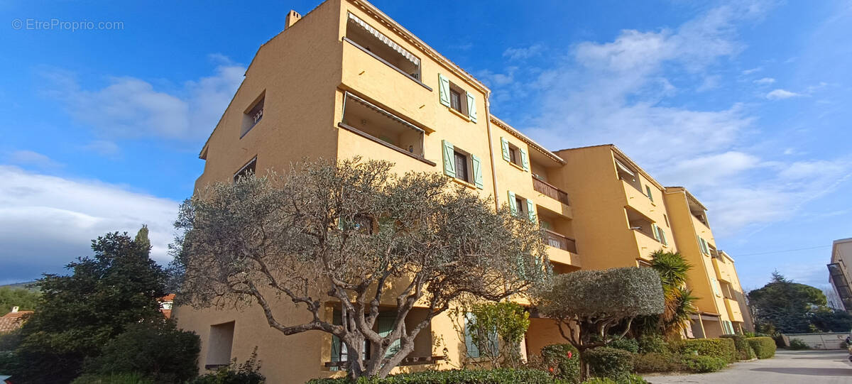 Appartement à LA VALETTE-DU-VAR