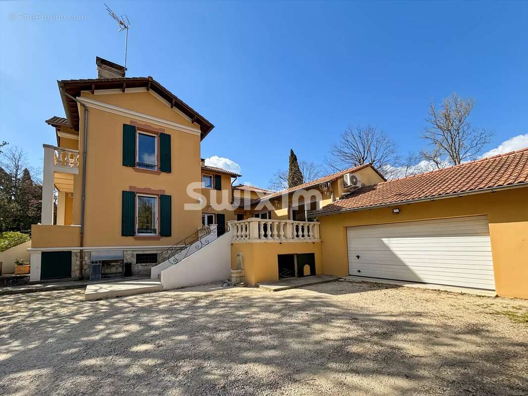 Maison à SAUZET