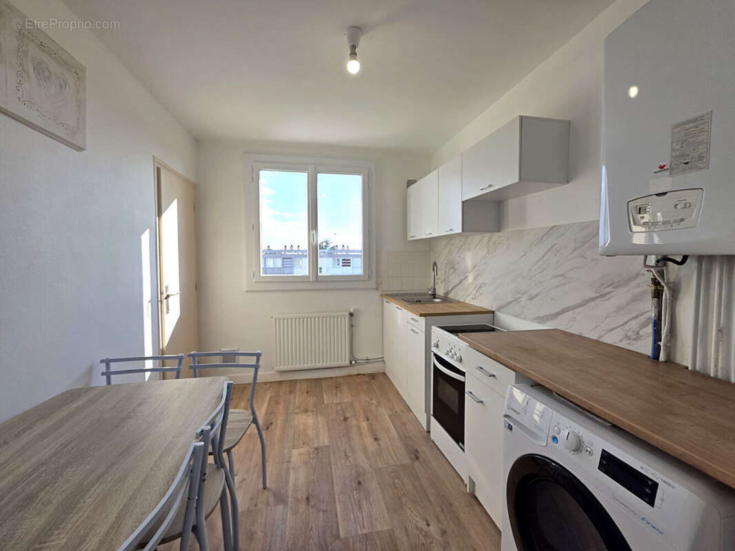 Appartement à ROMANS-SUR-ISERE