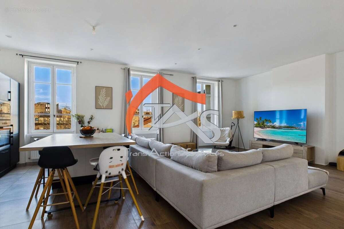 Appartement à SAINT-ETIENNE