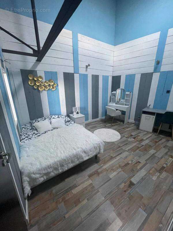 Appartement à MONTCEAU-LES-MINES