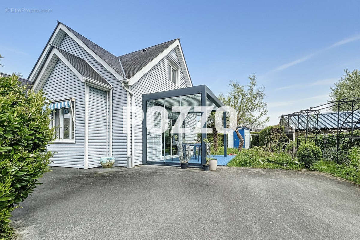 Maison à HAUTEVILLE-SUR-MER