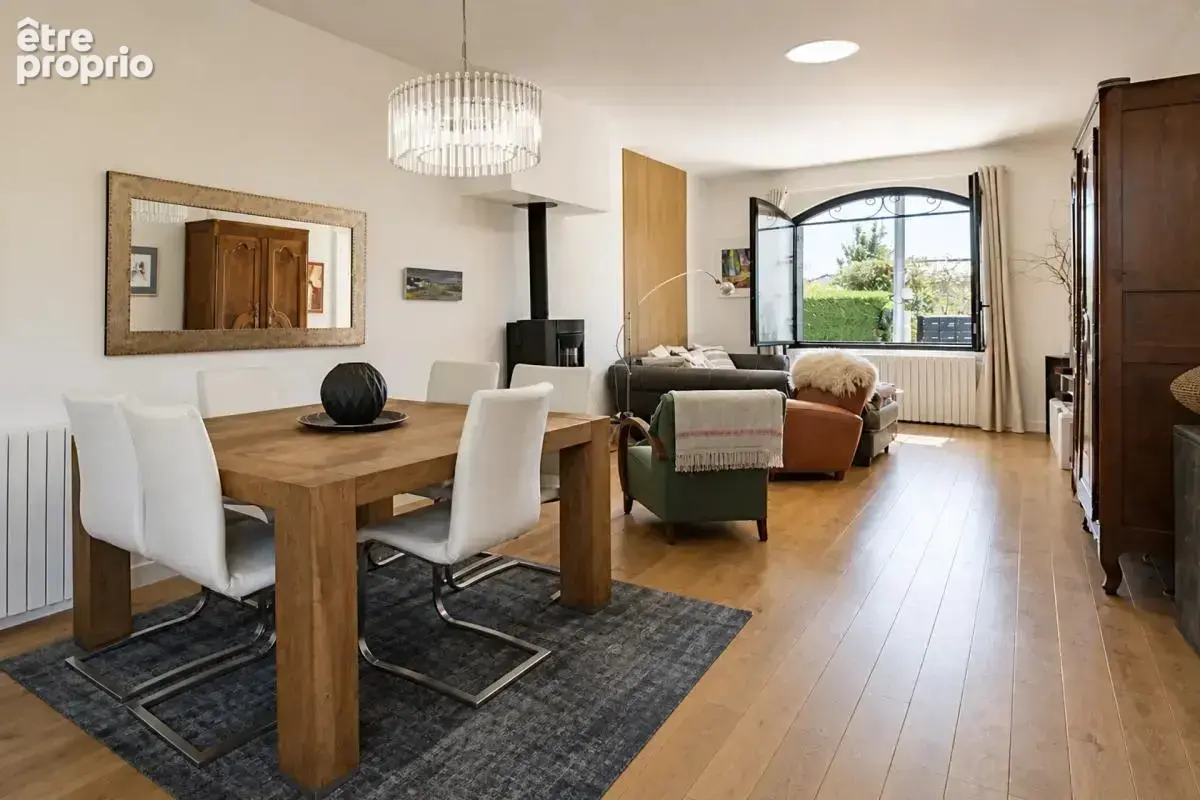 Maison de 7 pièces de 260 m² à Saint-Sébastien - photo 8