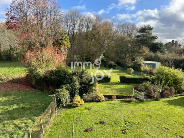 Maison à CONDE-SUR-HUISNE