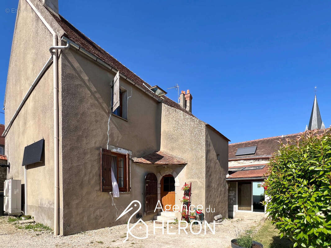 Photo 4 - Maison à BROMEILLES