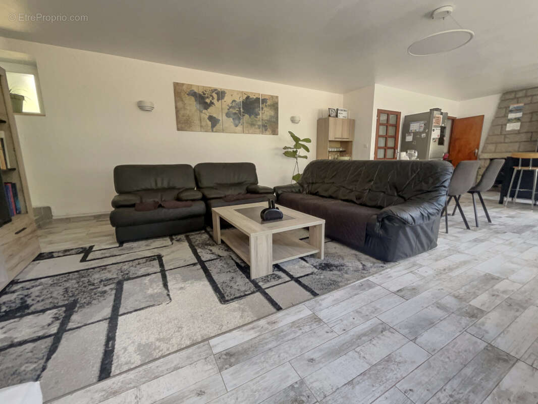 Ensemble immobilier à vendre quistinic ! - photo 3