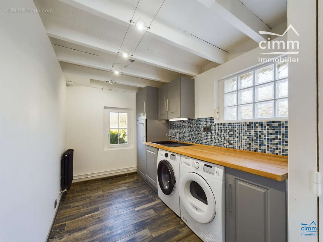 Maison à LONGUE-JUMELLES