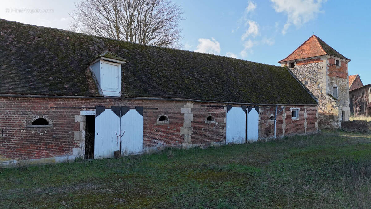Appartement à ESTREES-SAINT-DENIS