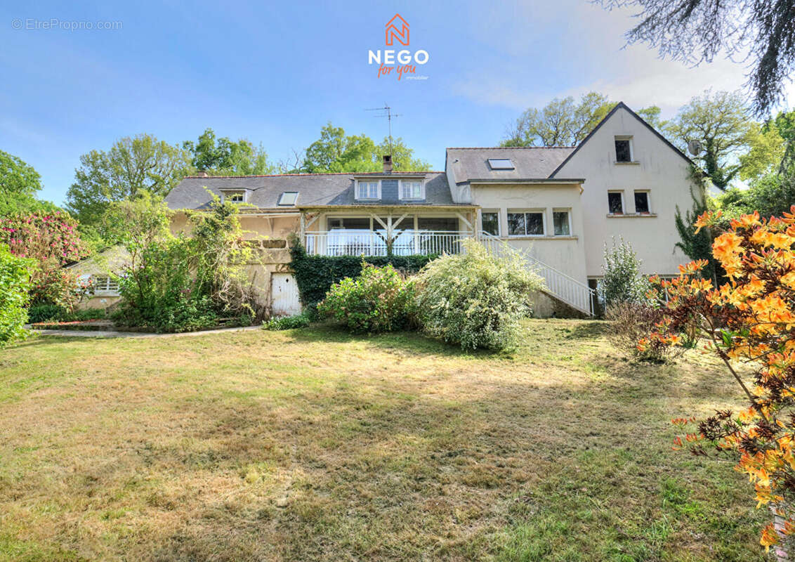 Maison à MONTREUIL-JUIGNE