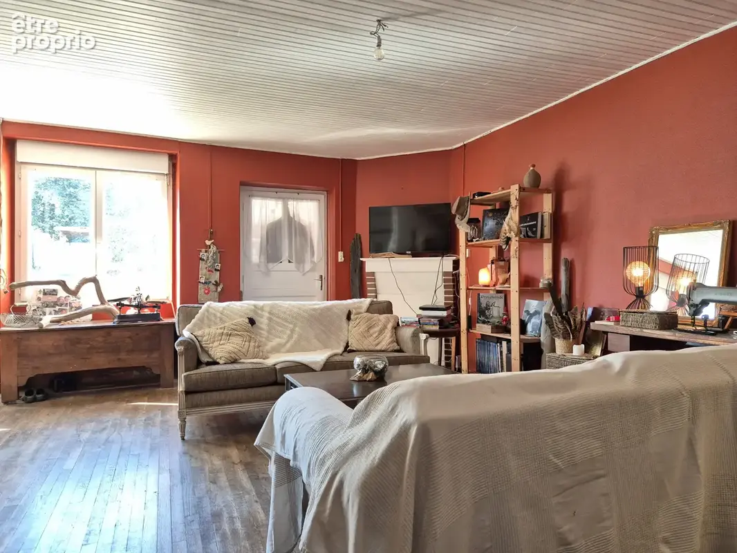 Maison de 113 m2 avec dépendances à Sévérac. - photo 2