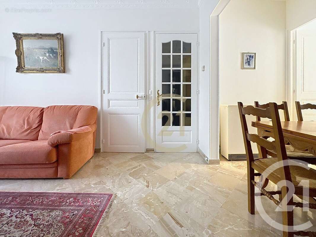 Appartement à PARIS-12E