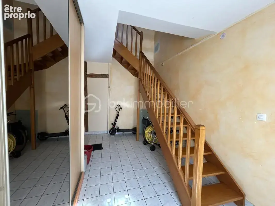 Appartement duplex en plein centre ville, 4 pièces, 2 chambres, terrasse, grenier, cave et place de parking privative! - photo 14