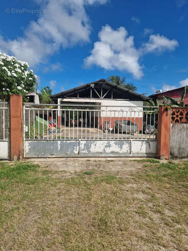 Maison à SINNAMARY
