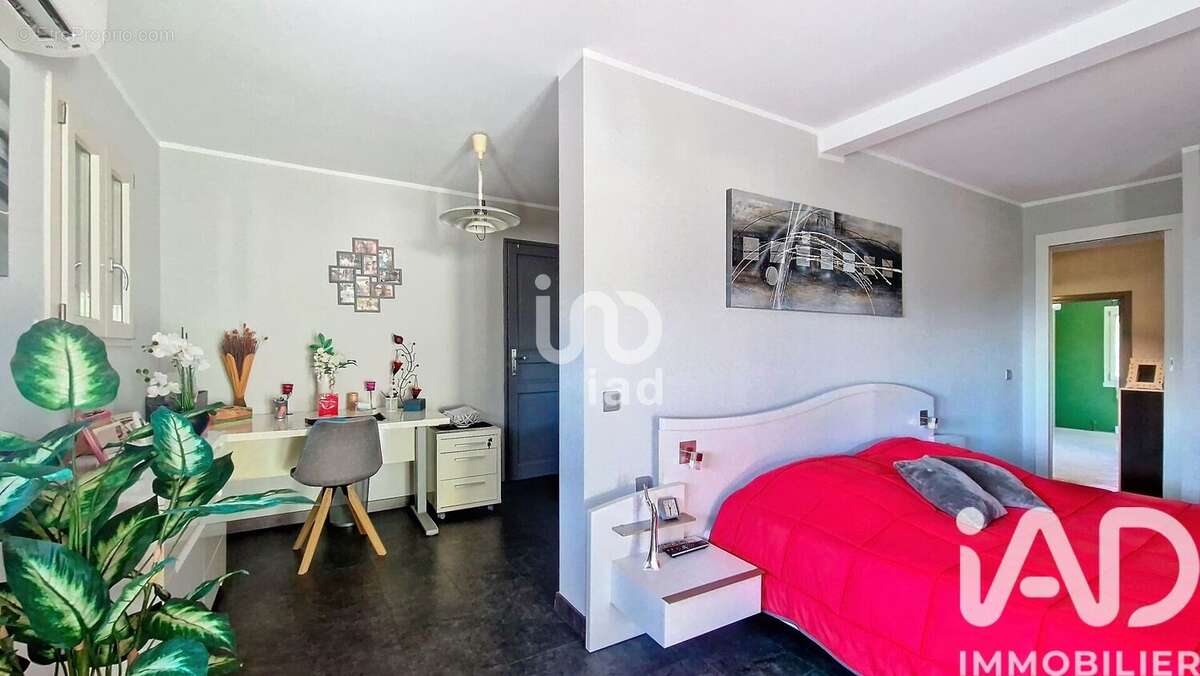 Photo 8 - Maison à CASTELLAR