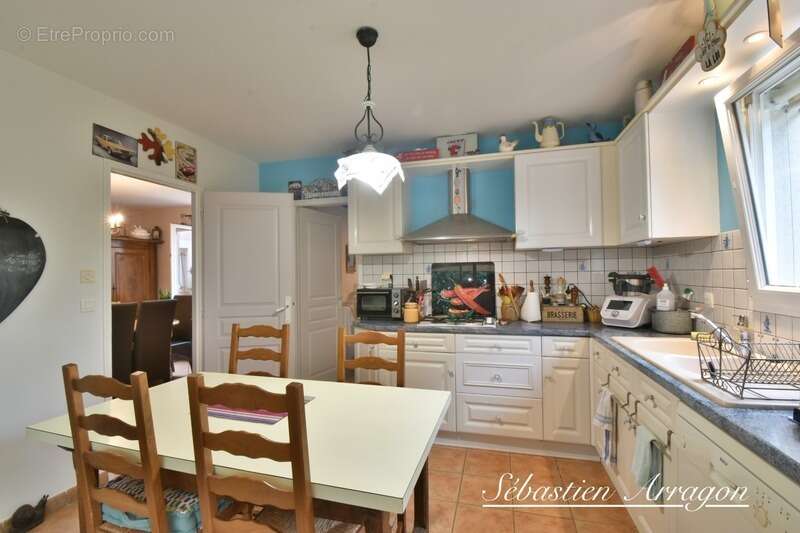 Entre Villeneuve-sur-Lot (47) et Saint-Sylvestre-sur-Lot – Belle maison de plain-pied avec piscine sur 3 800 m² - photo 7
