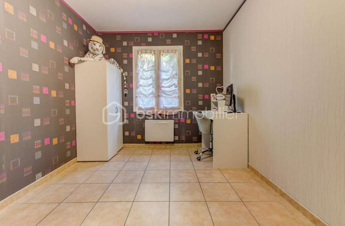 Maison à MONTELIMAR